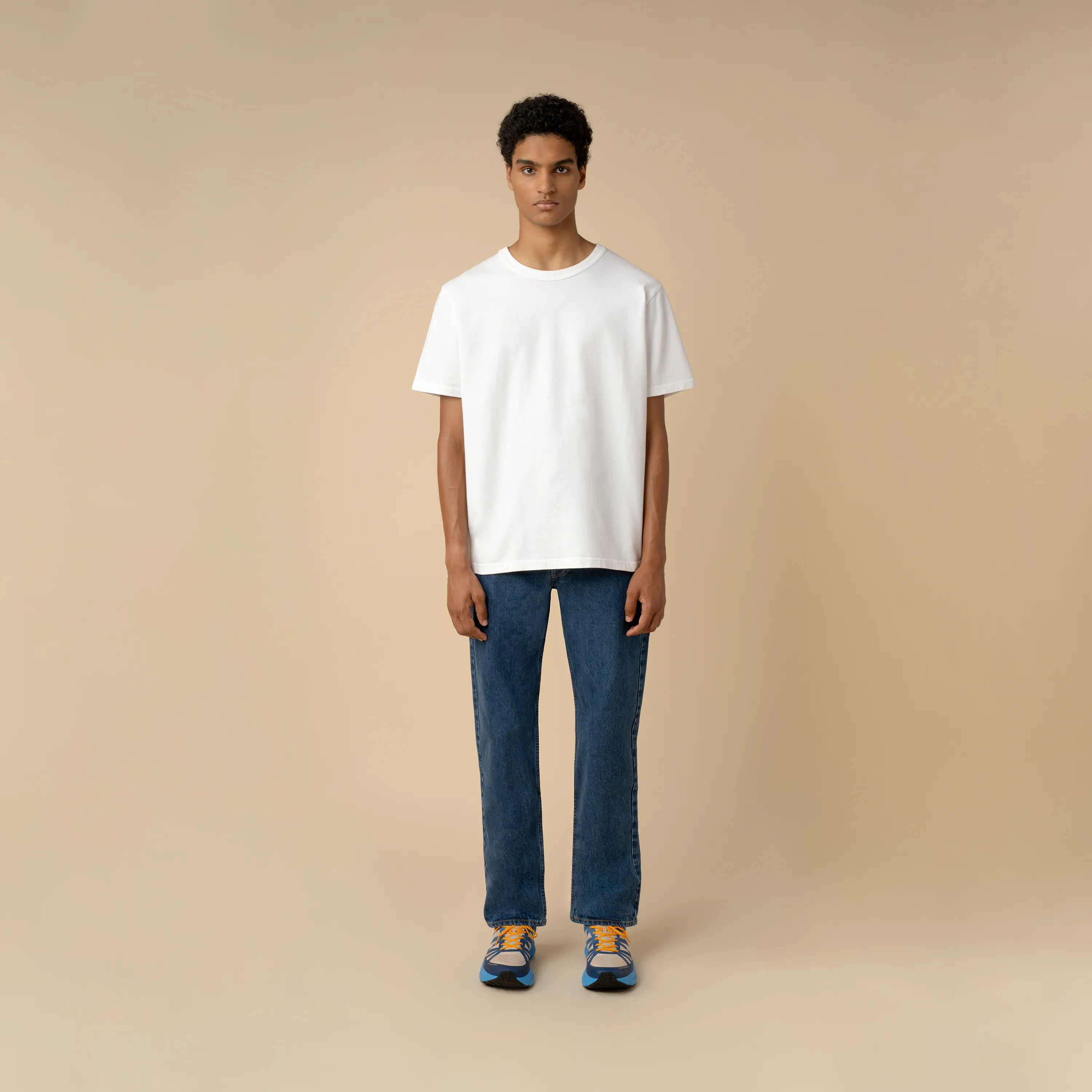 HEAVYWEIGHT T-SHIRT - Image 11