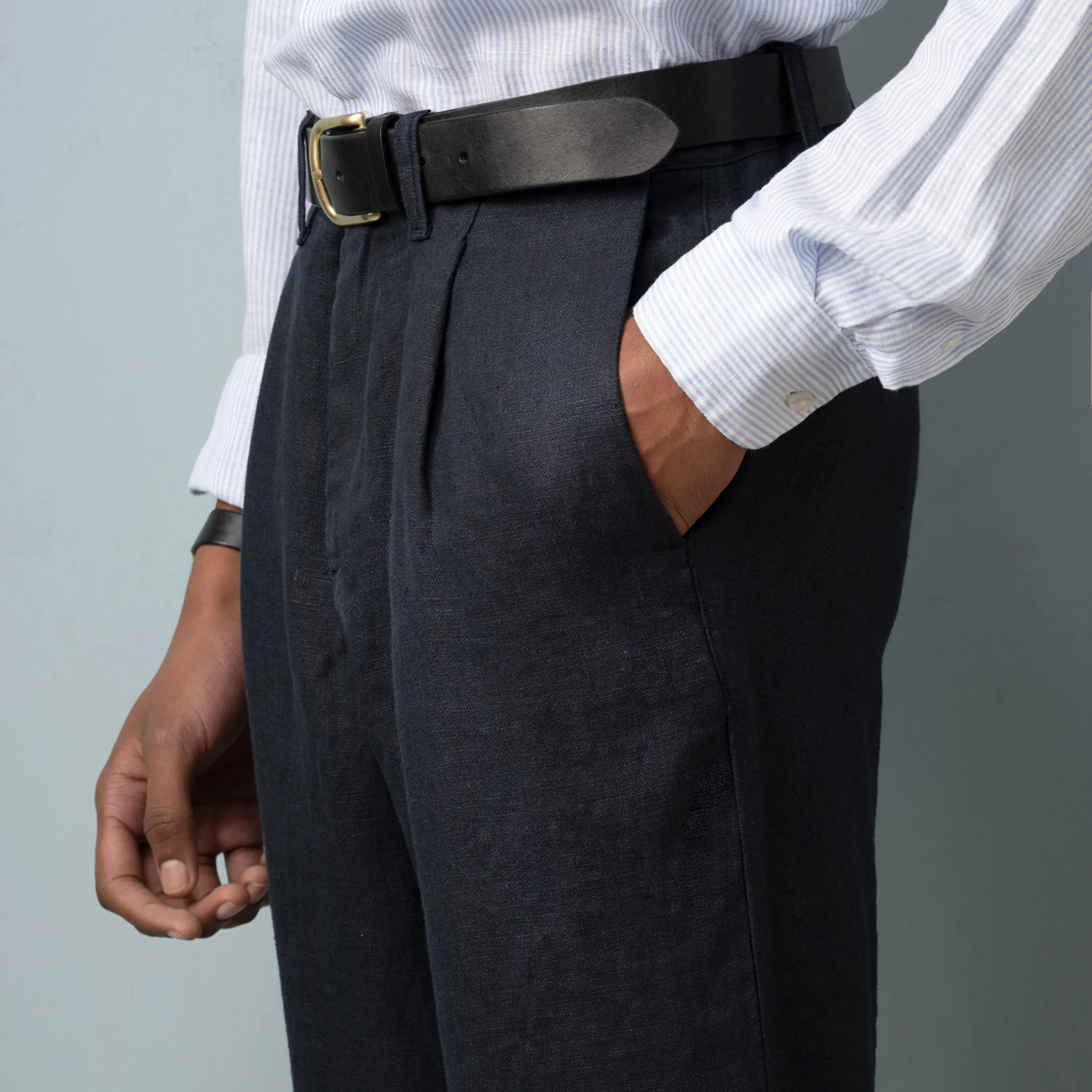 PLEATED LINEN TROUSERS - Image 3